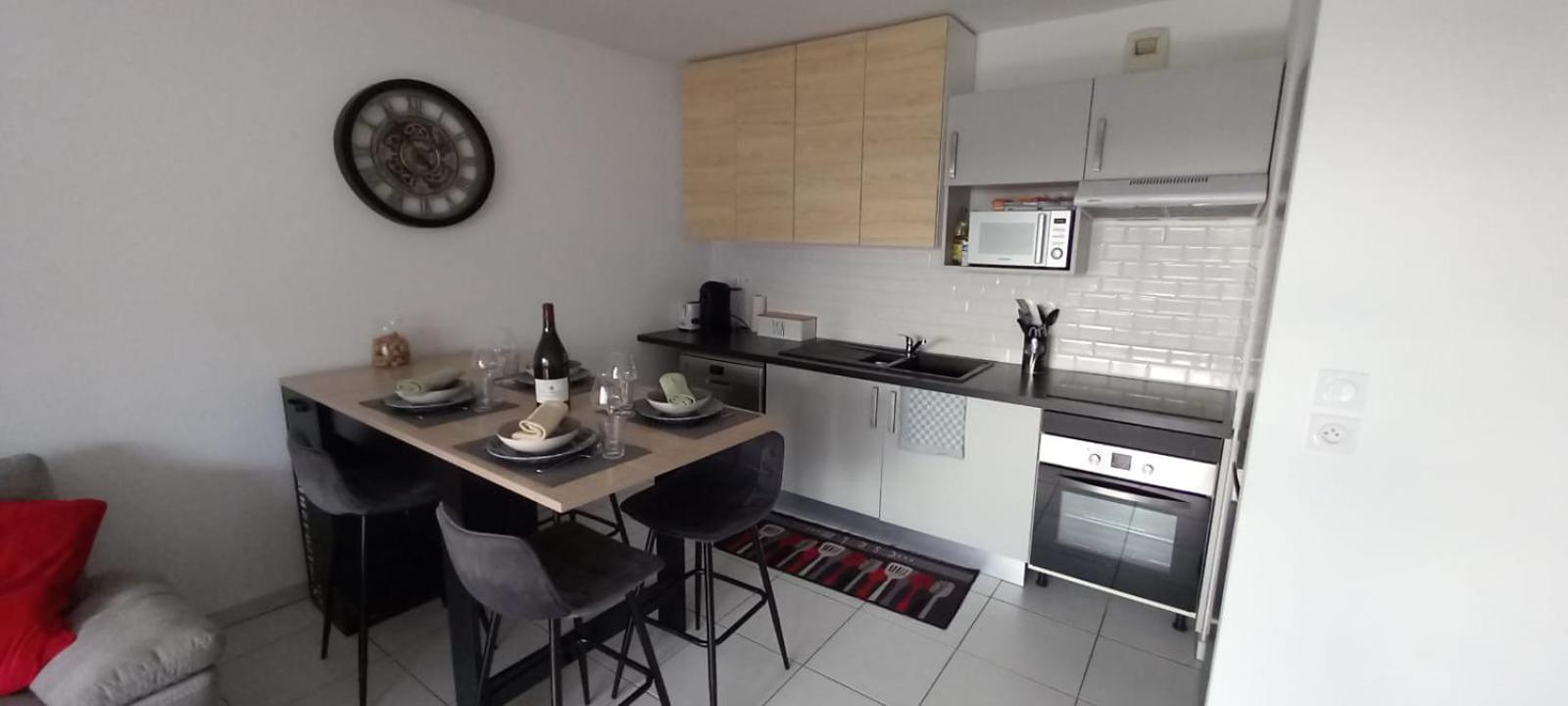 Le Barbusse Lyon-t3-garage-terrasse-3 Lits-home Cinema * Pierre-Bénite