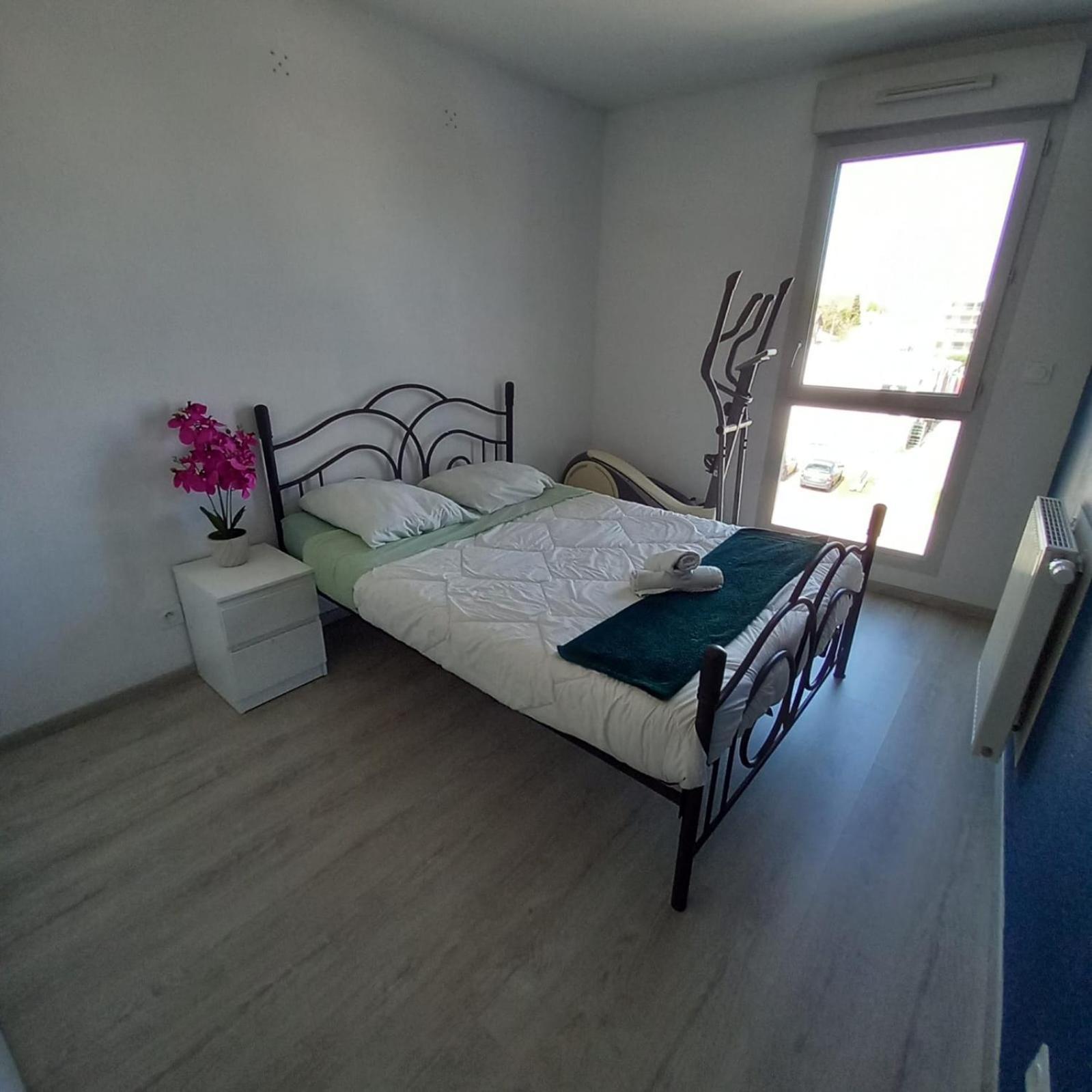 Le Barbusse Lyon-t3-garage-terrasse-3 Lits-home Cinema * Pierre-Bénite